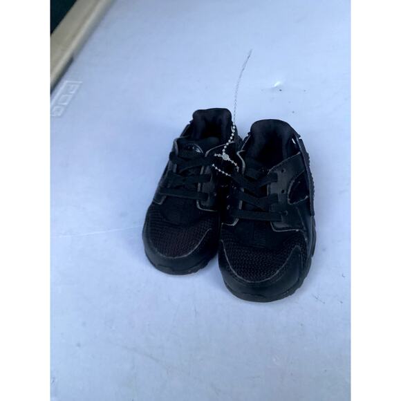 Nike Huarache Run Black Kids Shoes Boy Size 5C - Picture 1 of 4